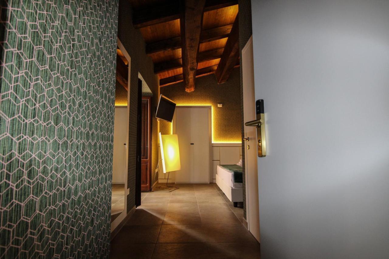 Nel Cuore Dell'Aquila Bnb Bagian luar foto